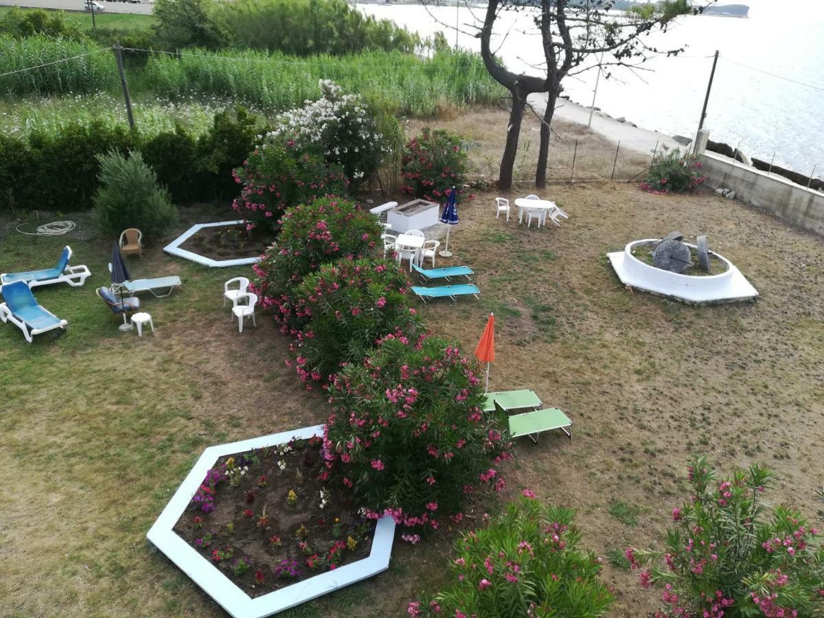 Anastazia'S Seaside Apartments Roda (Corfu) Exterior foto