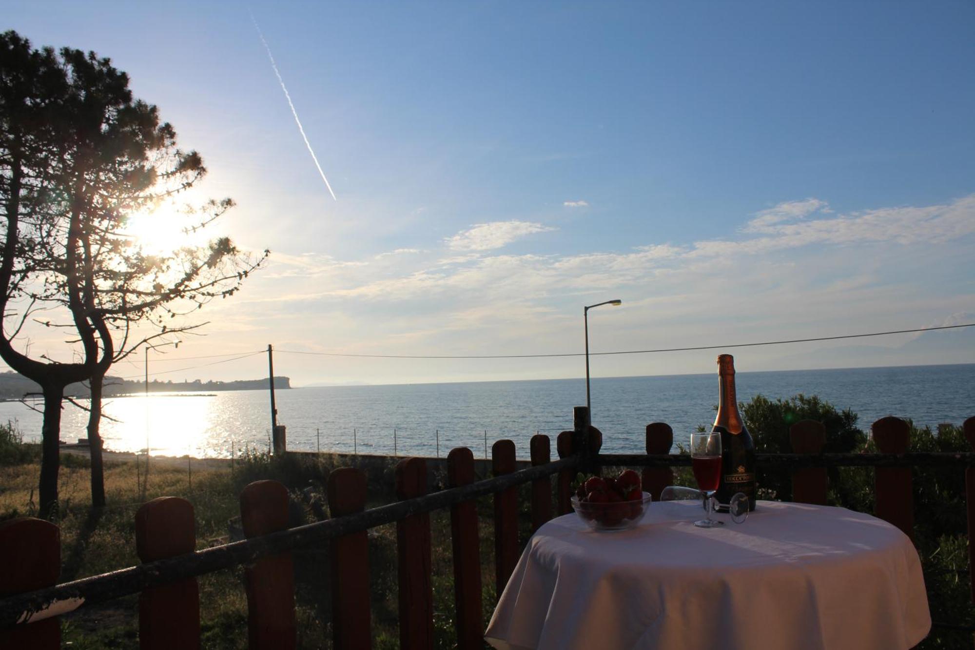 Anastazia'S Seaside Apartments Roda (Corfu) Exterior foto